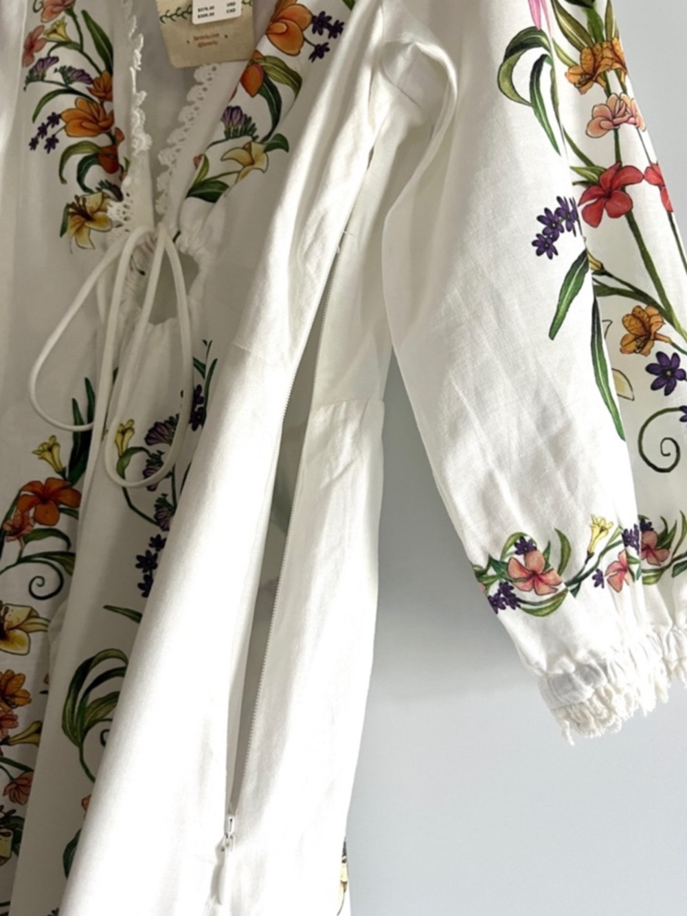 FARM Rio White Floral Printed Linen Blend Cutout Maxi Dress Size Medium NWT - Picture 10 of 11